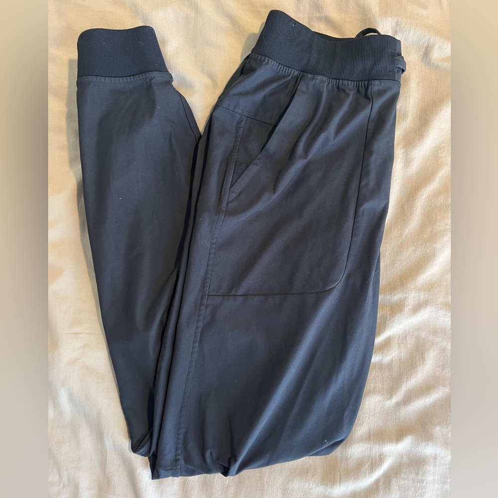 Women’s Lululemon Black ABC joggers